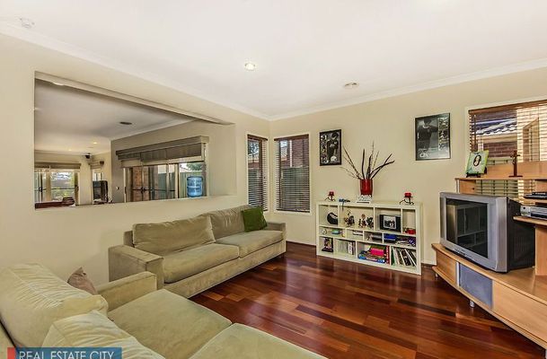 22 Fawkner Lane, Craigieburn