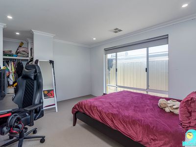 33 Summerhome Parade, Yanchep