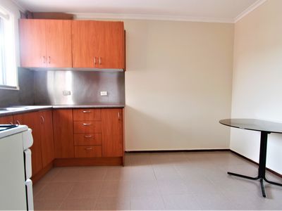 2 / 10-12 Florence Avenue, Clayton