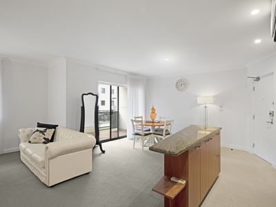 11 / 110 Mounts Bay Road, Perth