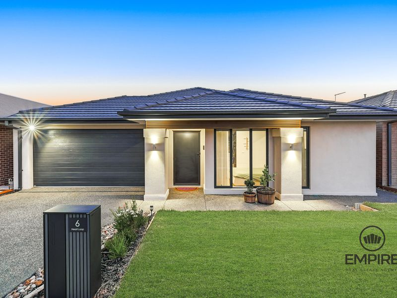 6 Heart Loop, Clyde North