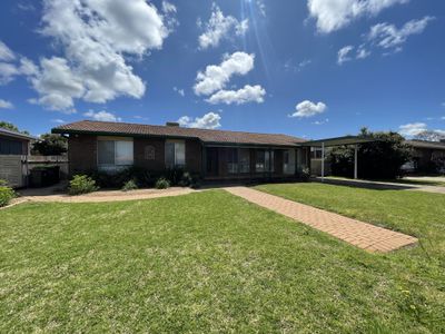 8 Norfolk Crescent, Dubbo