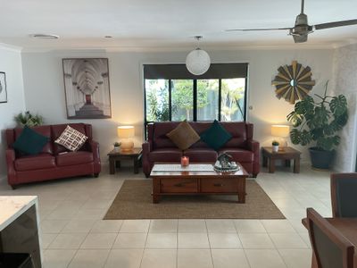 20 Bisdee St, Coral Cove