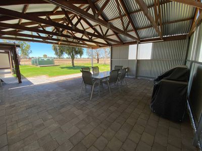2 Cameron Road, Riverside