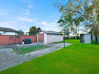 3 Maclaurin Street, East Hills
