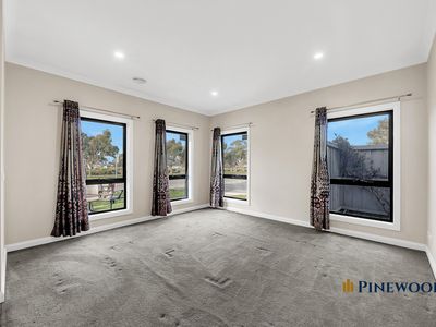 53 Linfield Parade, Wollert