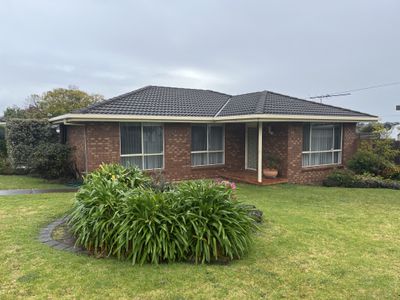 5 / 2 Vivian Street, Belmont