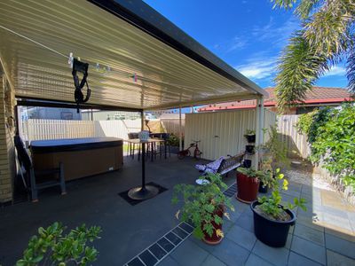 27 Lester Crescent, Torquay