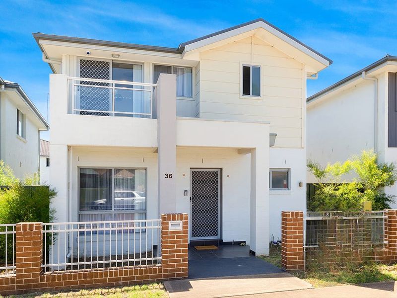 36 Beston Drive, Ropes Crossing