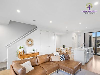 155 Tom Roberts Parade, Point Cook