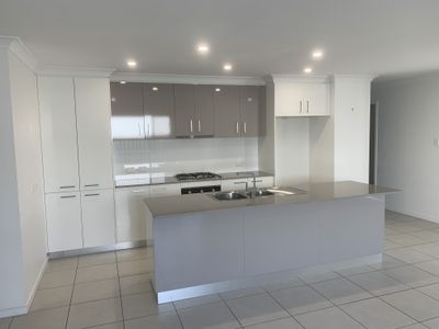 25 Bottle Brush Circuit, Coomera