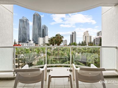 303 / 2801-2833 Gold Coast Highway, Surfers Paradise
