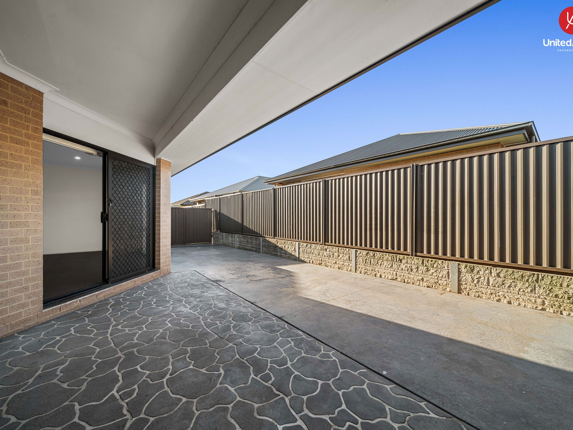 11 Duncombe Avenue, Gledswood Hills