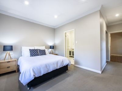 2B Belmore Street, Dubbo