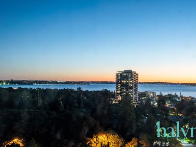 E13 / 9 Parker Street, South Perth