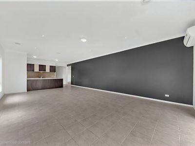 7 Jells Place , Caroline Springs