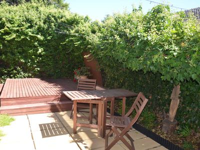 1 / 12 Balmoral Street, Essendon