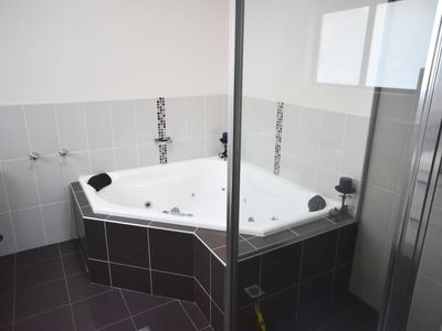 10 Old Homestead Drive, Dubbo