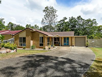 18 Pringle Pl, Forest Lake