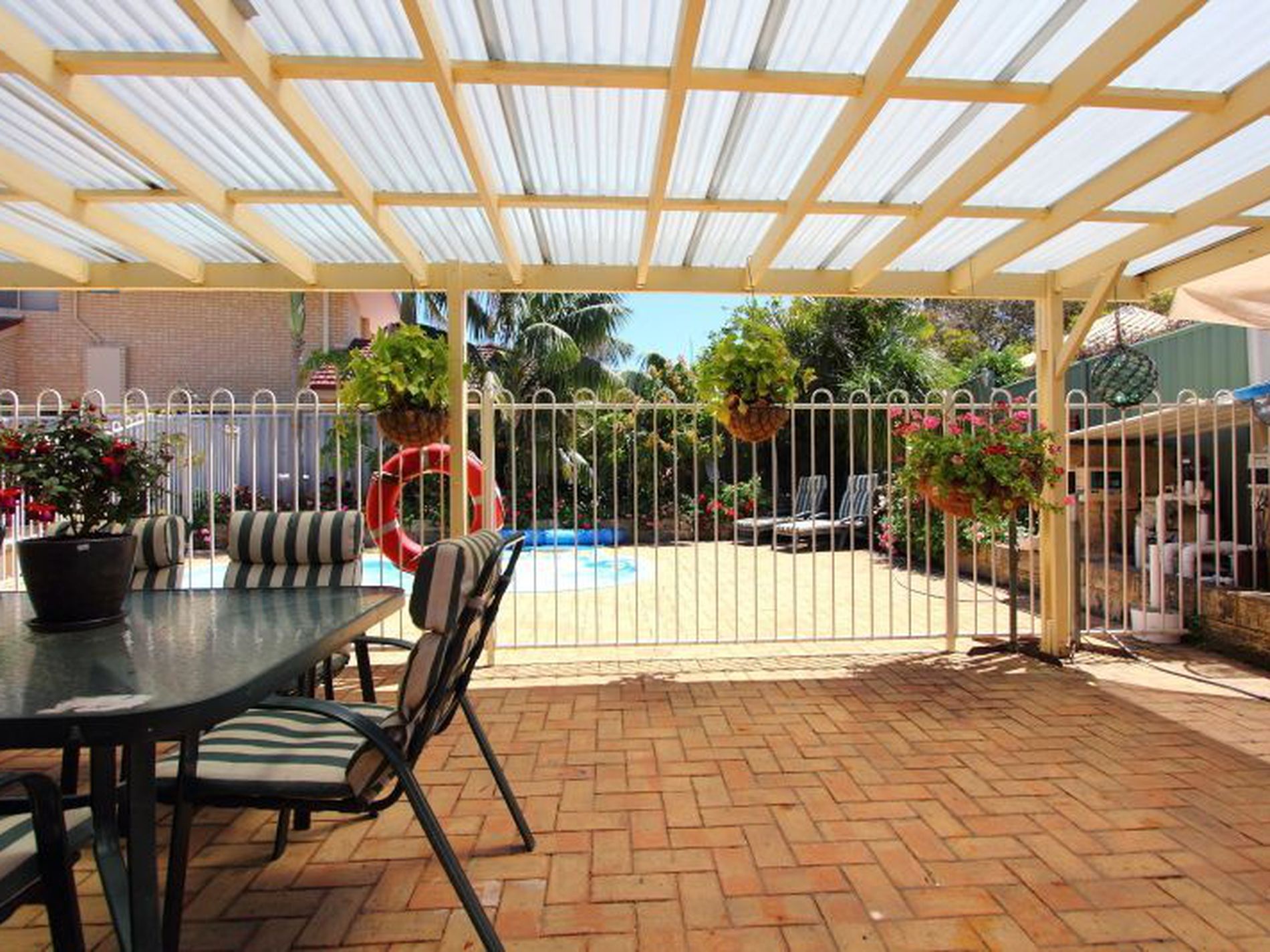 2 Klein Court, Winthrop