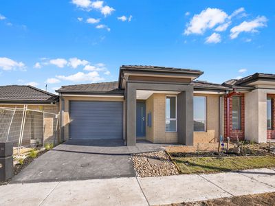 16 Tolkien Drive, Mambourin