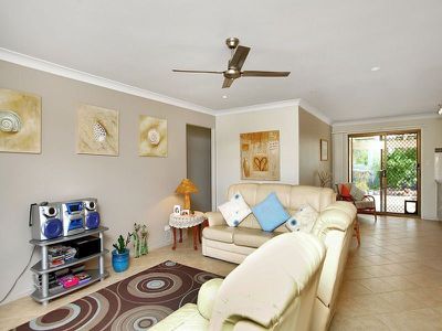 4 Maple Avenue, Tewantin
