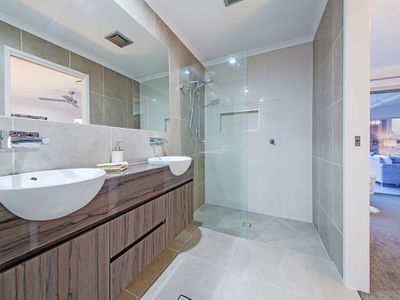 21 Gardenia Place, Wakerley