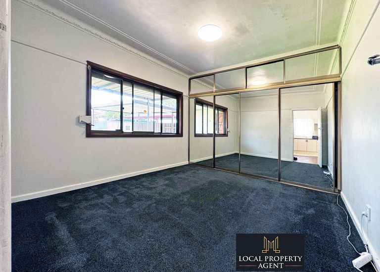 16 Cairo Ave, Padstow