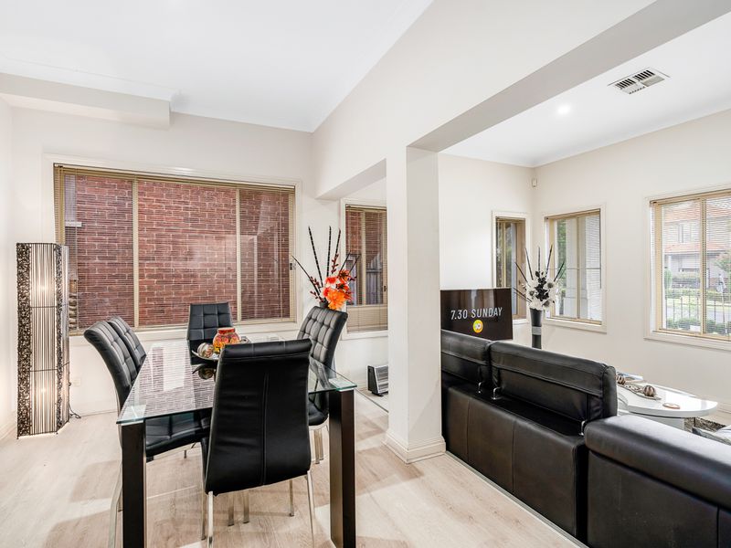 5 Garnet Grove, Glenwood