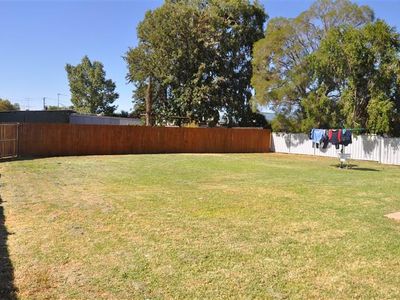 13 Thomson St, Forbes