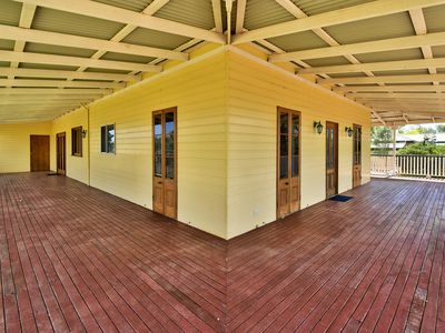 71-73 CRANE STREET, Longreach