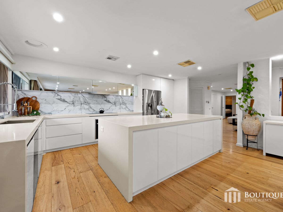 63 Somerset Drive, Dandenong North