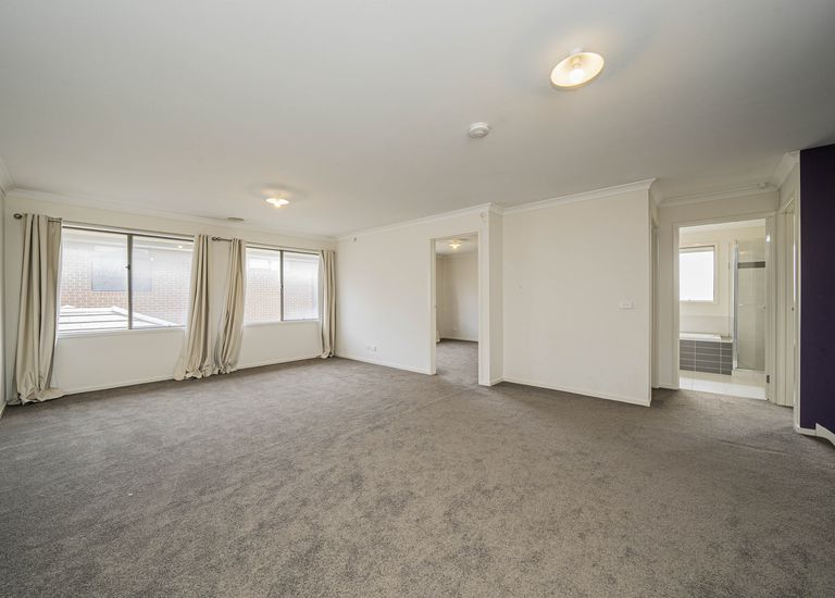 79 Lyndhurst Boulevard, Lyndhurst