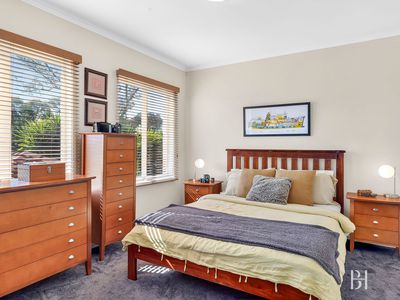 5 Ironbark Court, Hidden Valley