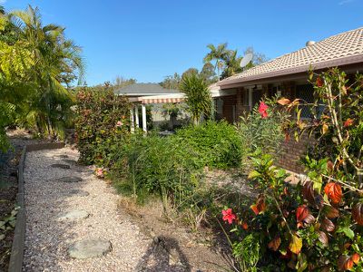 94 Passerine Drive, Rochedale South