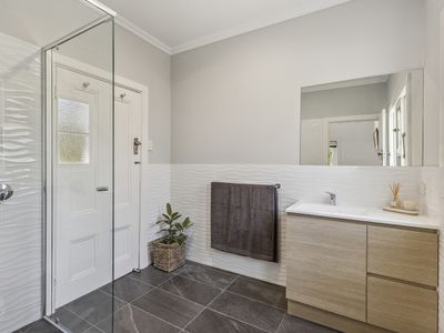 6 Piper Street, Seymour
