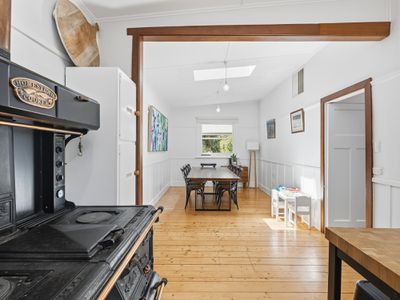 675 Markwood-Tarrawingee Road, Milawa