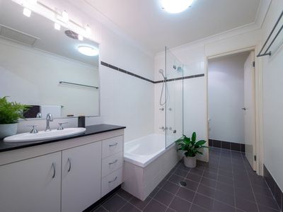 24 Pinner Street, Upper Mount Gravatt