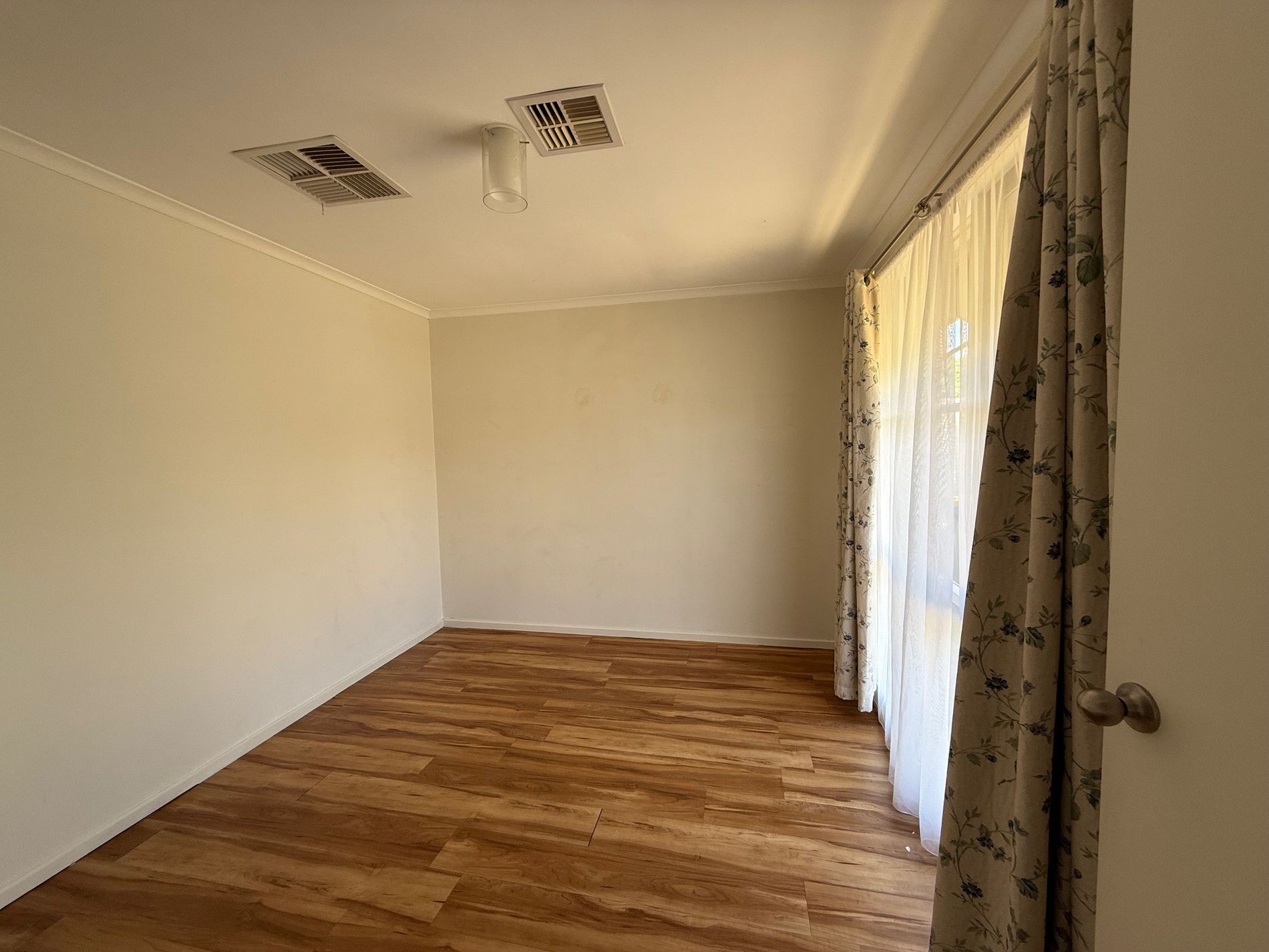 12 Dennison Avenue, Hoppers Crossing