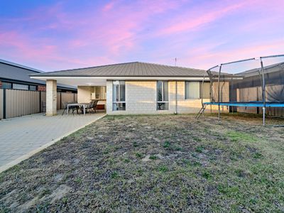 11 Sapwood Grove, Whitby