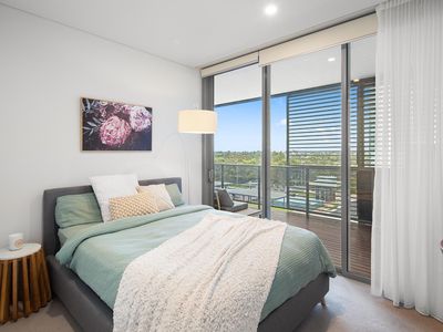 607 / 2 Moreau Parade, East Perth