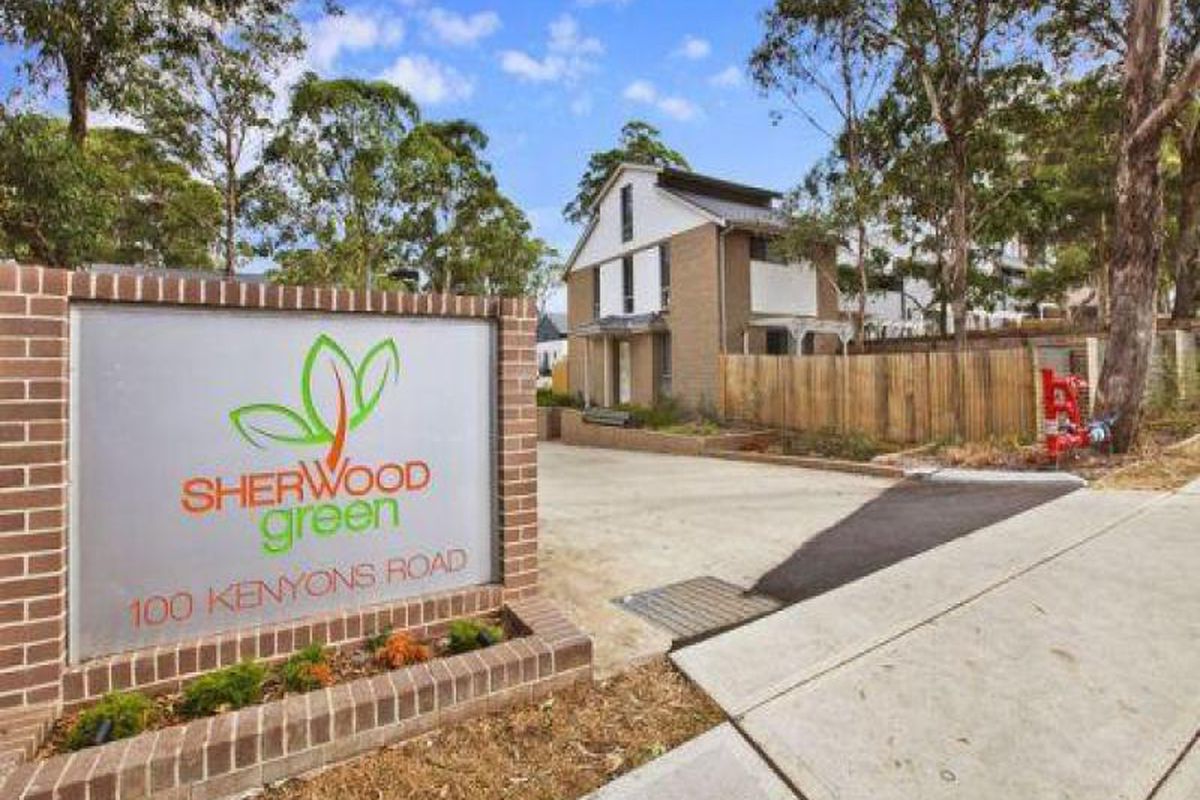 A20 / 100 Kenyons, Merrylands
