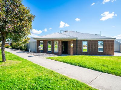 24 JACKA STREET, Wodonga