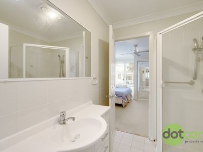 4 / 305 Main Road, Fennell Bay