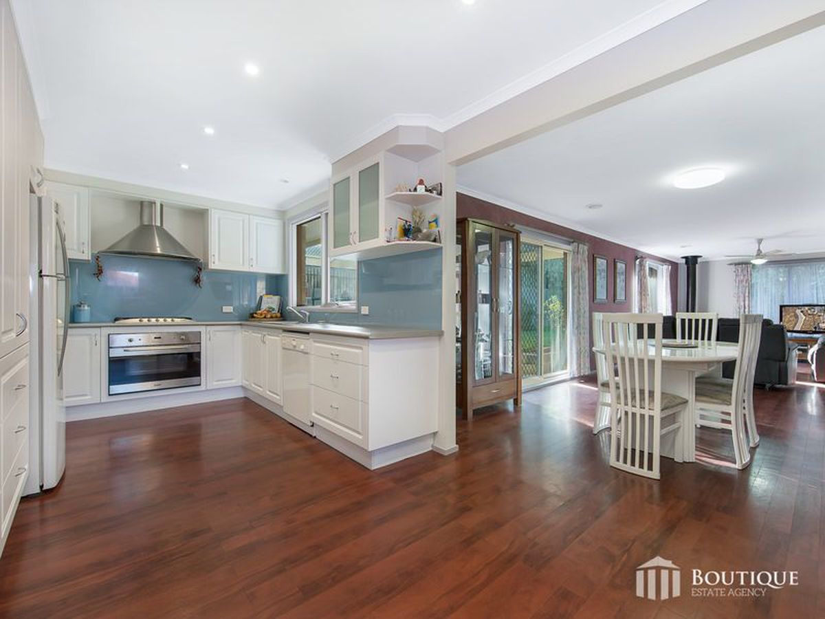 77 Loch Road, Dandenong North