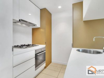 2210 / 33 Mackenzie Street, Melbourne