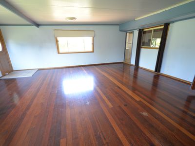 83 High Street, Parkes