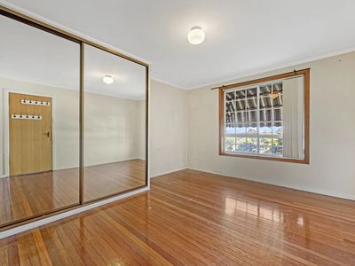 81 Supply Street, Dundas Valley