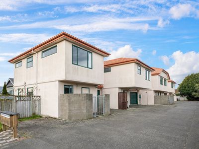 5 / 68 Thackeray Place, Waltham