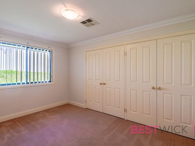 19 Hurley Close, Llanarth